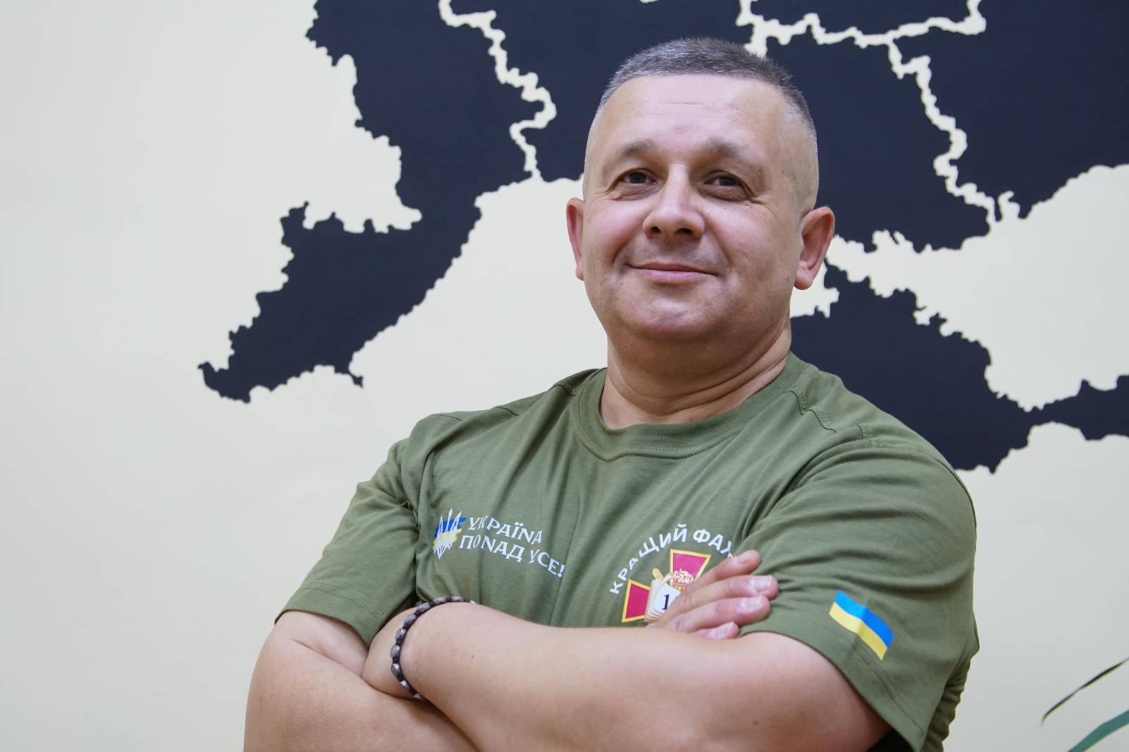 Став найкращим кухарем для побратимів: історія пораненого піхотинця з тренувального центру Хмельниччини Став найкращим кухарем для побратимів: історія пораненого піхотинця з тренувального центру Хмельниччини